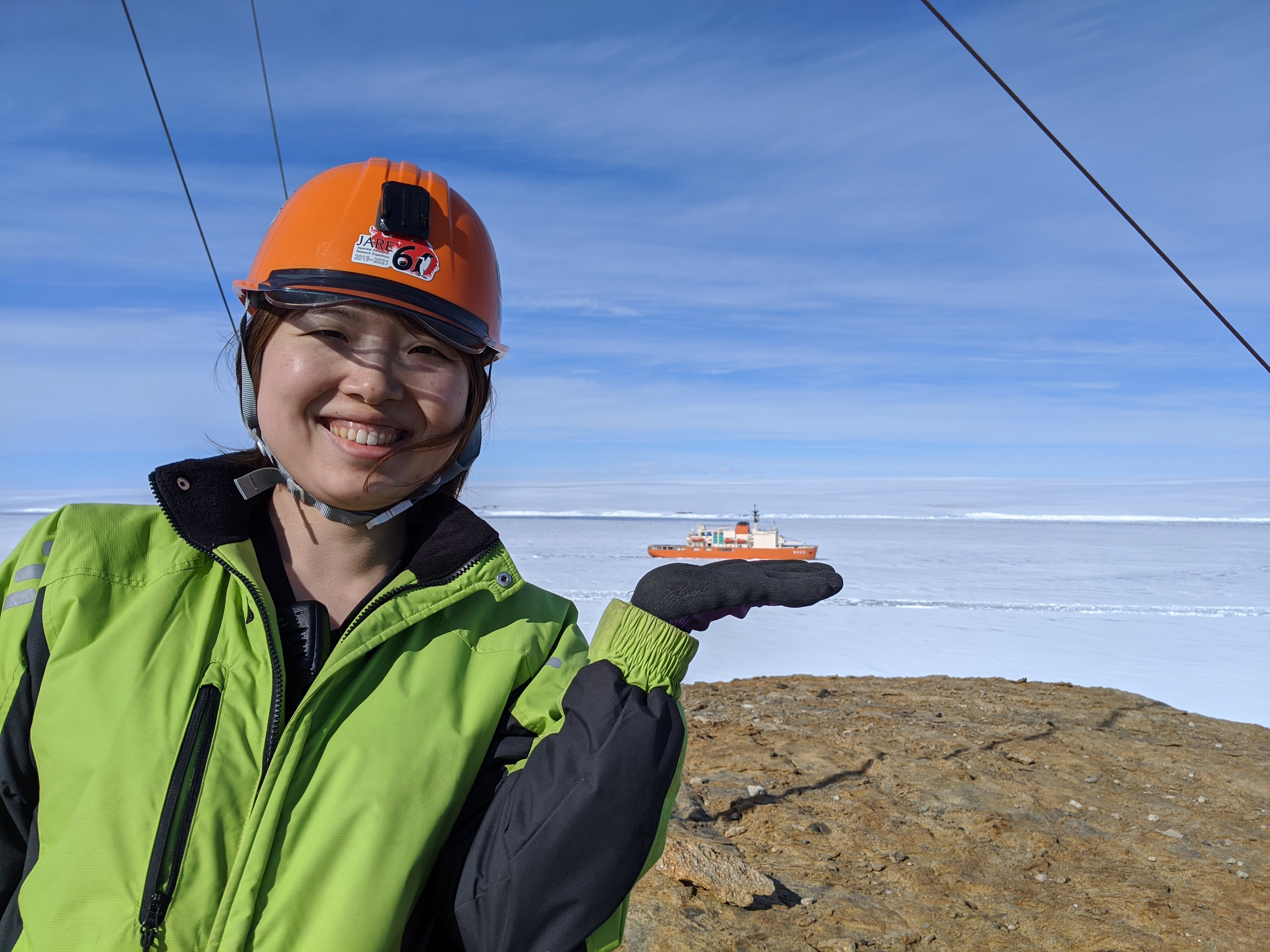 南極地域観測隊の仕事とは？パラボラ好きな女性社員が体験した1年間の南極生活