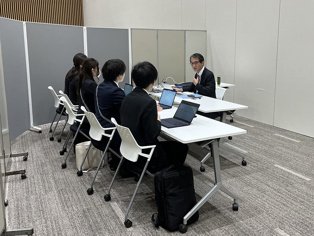 実践演習でのお客さま商談の様子